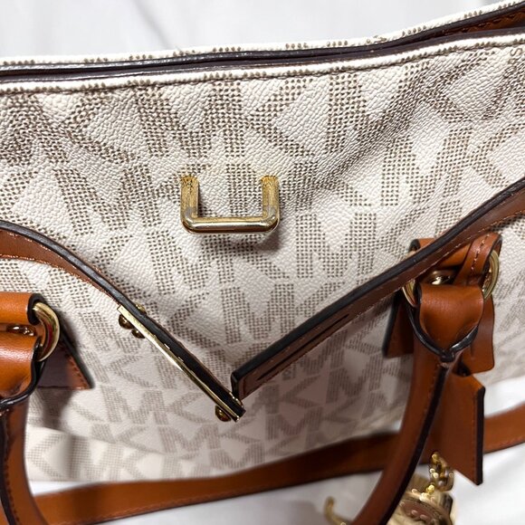 MICHAEL KORS Hamilton Large Saffiano Leather Logo Satchel - White Coated Canvas - Picture 9 of 15